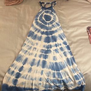 American Eagle flowy dress. Size xsmall. Good condition.